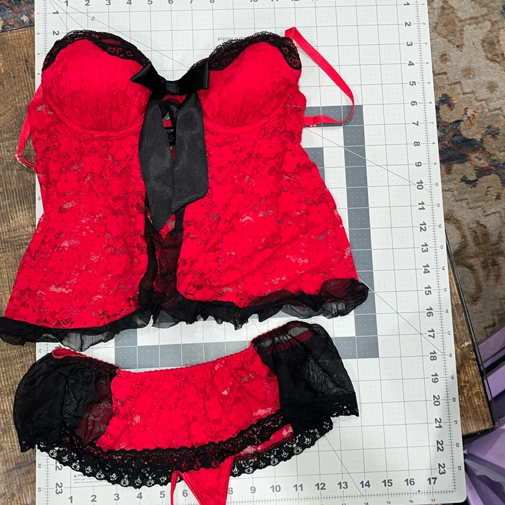 Sexy two piece lingerie set. Apt.9 size S. Like New!! No flaws!!